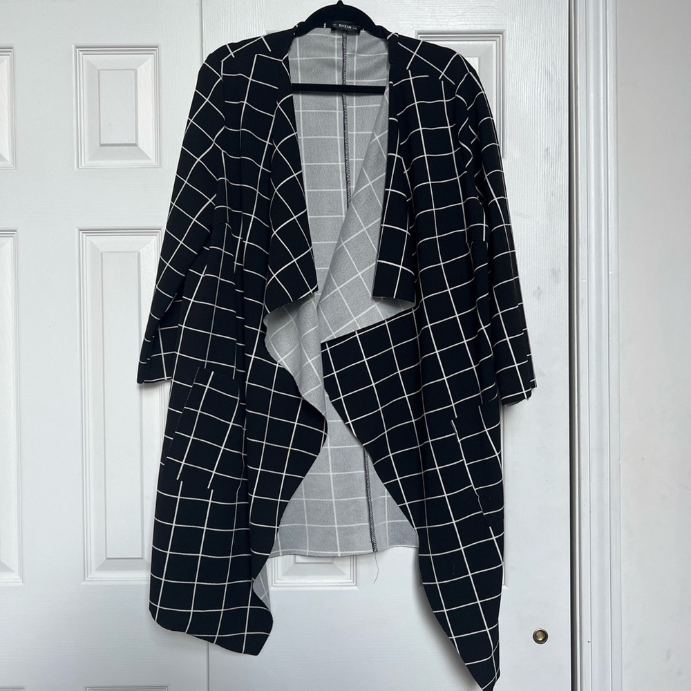 Stylish Black and White Grid Pattern Women's Coat